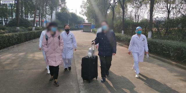 喀喇沁左翼蒙古族自治县病人院后返乡